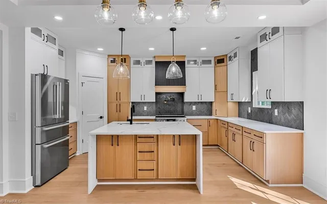 $594,900 | 4013 Lofter Court, Pfafftown, NC 27040