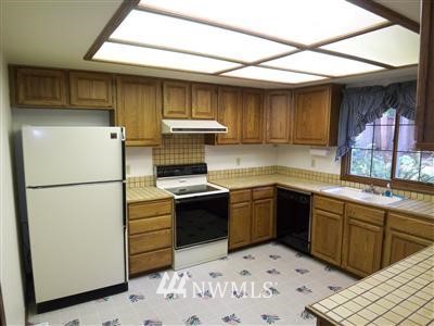 3113 166th Place Southeast Bothell, WA 98012 - Photo 5 of 13
