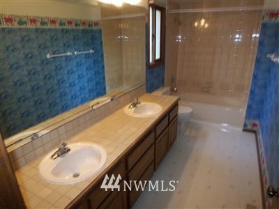 3113 166th Place Southeast Bothell, WA 98012 - Photo 8 of 13