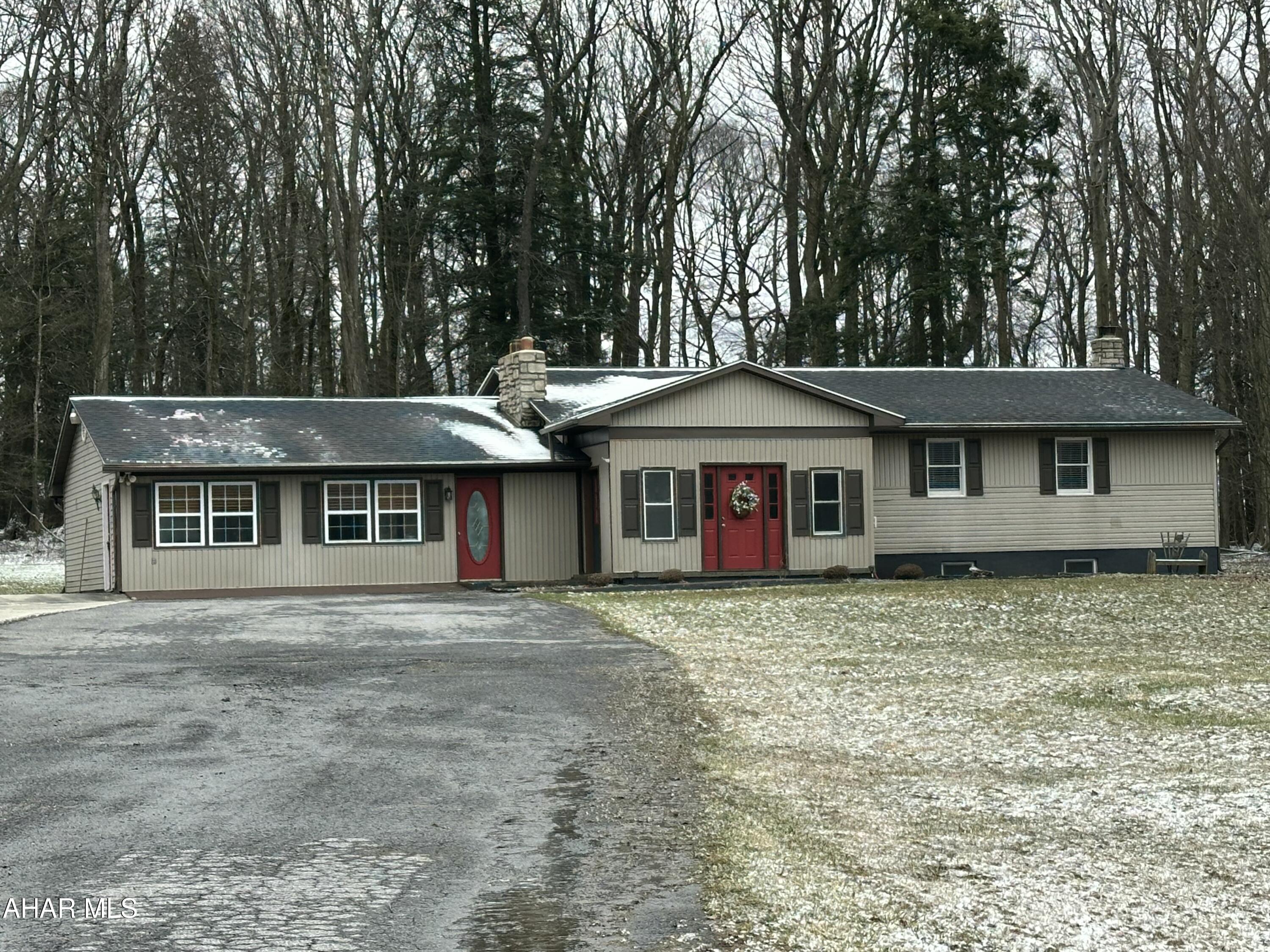 3445 Johnstown Road Duncansville, PA 16635 - Photo 2 of 36