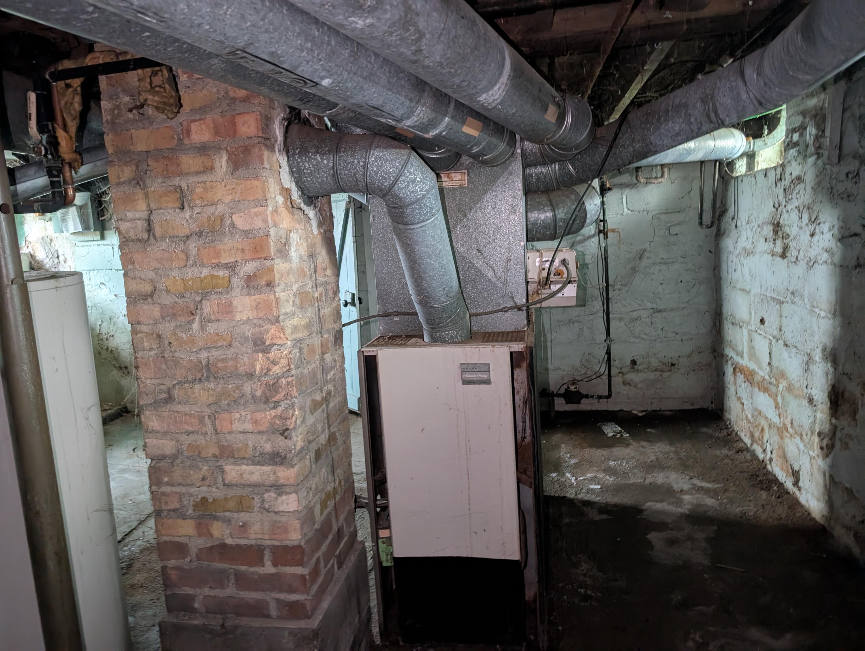 1608 2nd Street Jackson, MI 49203 - Photo 20 of 22 furnace
