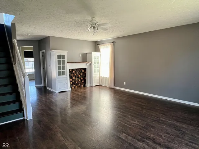 $349,900 | 4088 Del Mar Lane, Plainfield, IN 46168