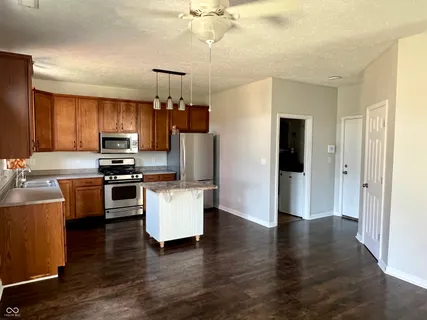 $349,900 | 4088 Del Mar Lane, Plainfield, IN 46168