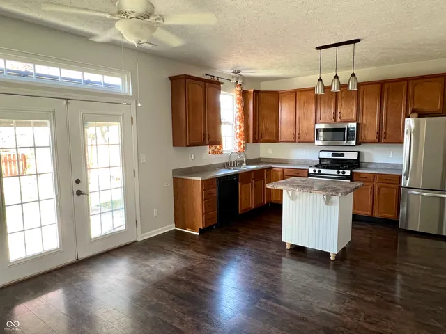 $349,900 | 4088 Del Mar Lane, Plainfield, IN 46168