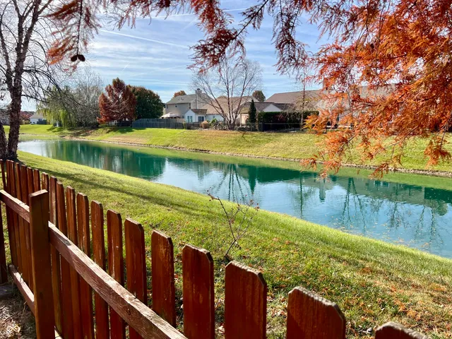 $349,900 | 4088 Del Mar Lane, Plainfield, IN 46168