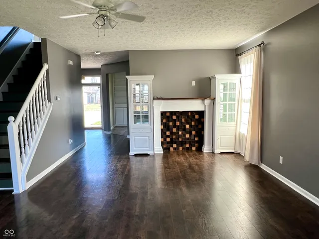 $349,900 | 4088 Del Mar Lane, Plainfield, IN 46168