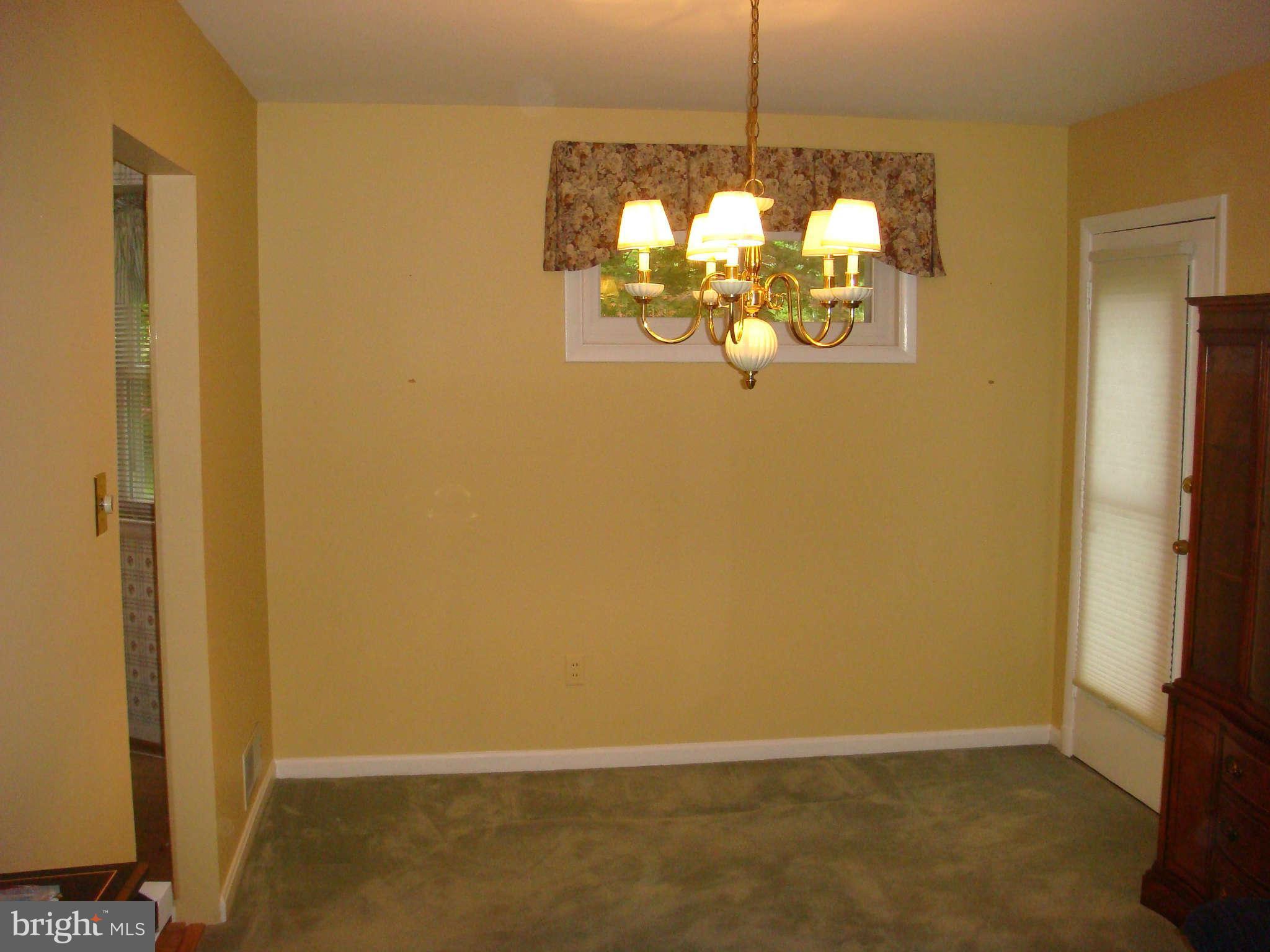 1115 Kathryn Road Silver Spring, MD 20904 - Photo 7 of 30 Dining Room