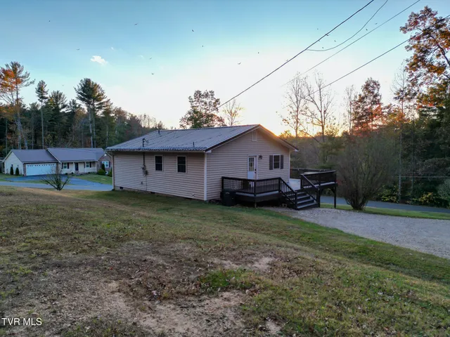 $235,000 | 353 Hemlock Street, Mountain City, TN 37683