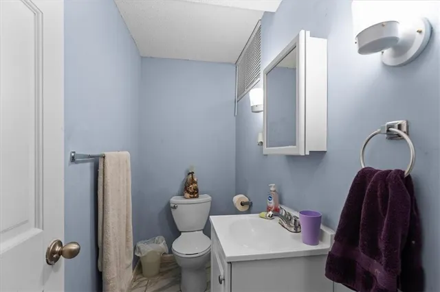 $244,500 | 11604 Manchester Avenue, Kansas City, MO 64134