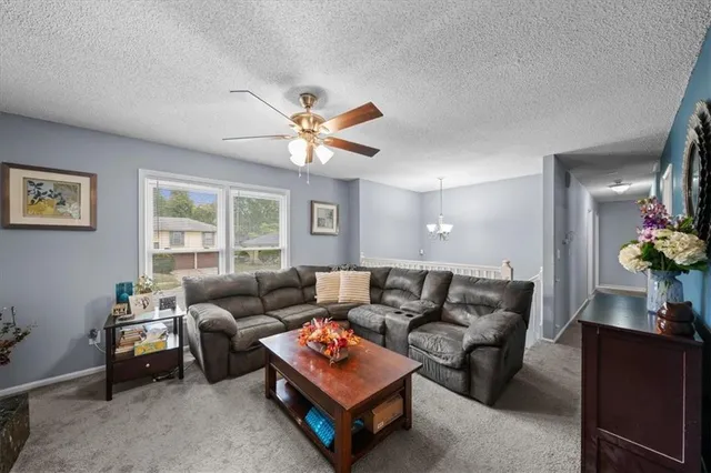 $244,500 | 11604 Manchester Avenue, Kansas City, MO 64134