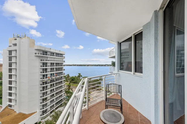 $3,400 | 1551 North Flagler Drive, Unit 903, West Palm Beach, FL 33401