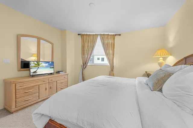 $3,400 | 1551 North Flagler Drive, Unit 903, West Palm Beach, FL 33401