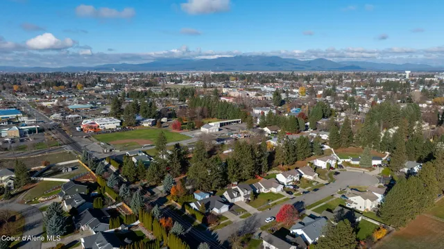 $600,000 | 8845 North Huntington Court, Hayden, ID 83835