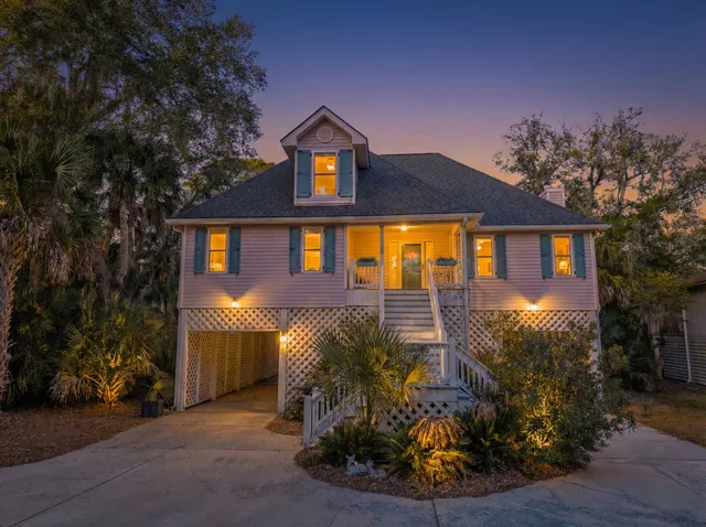 $924,000 | 55 Rice Lane, Edisto Island, SC 29438