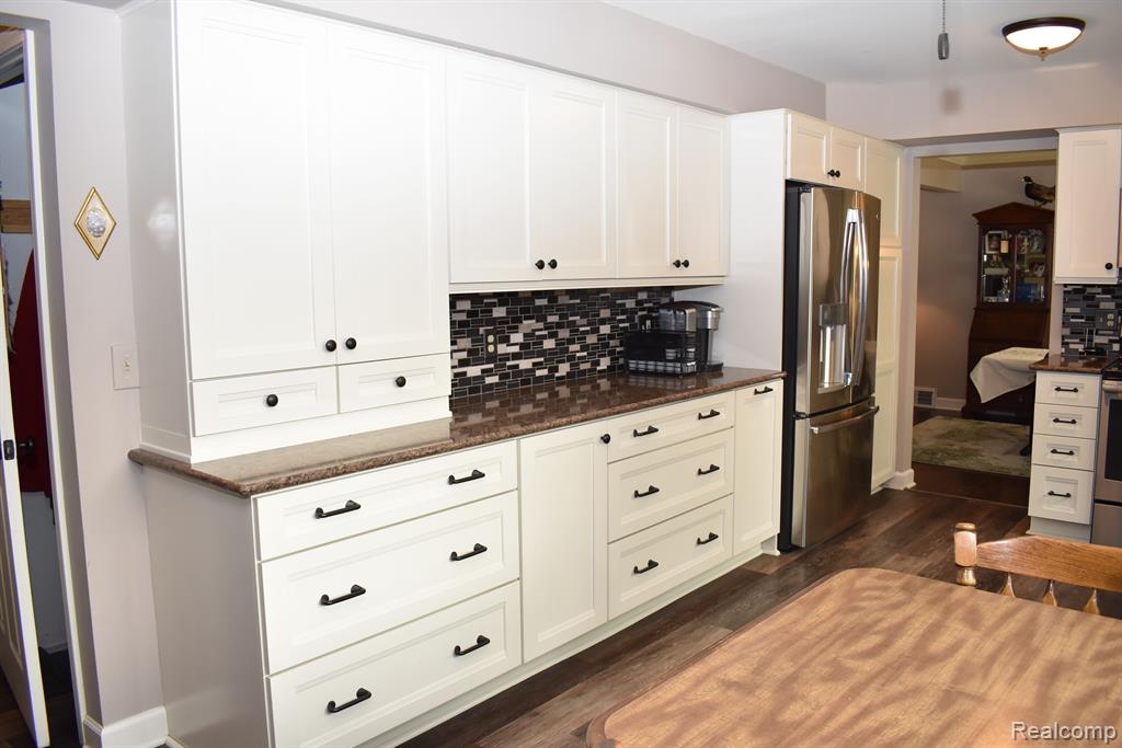 7236 Iron Gate Road Canton, MI 48187 - Photo 6 of 22