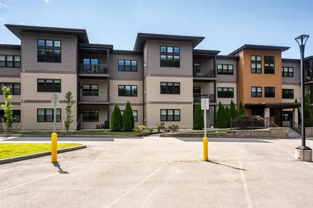 $699,000 | 150 Highway 1, Unit 209, Portsmouth, NH 03801