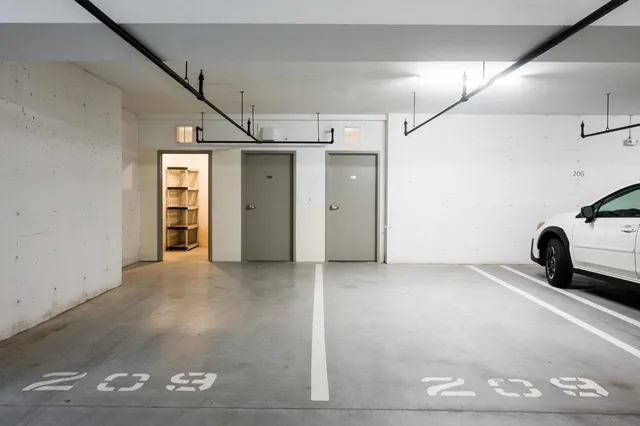 $689,000 | 150 Highway 1, Unit 209, Portsmouth, NH 03801