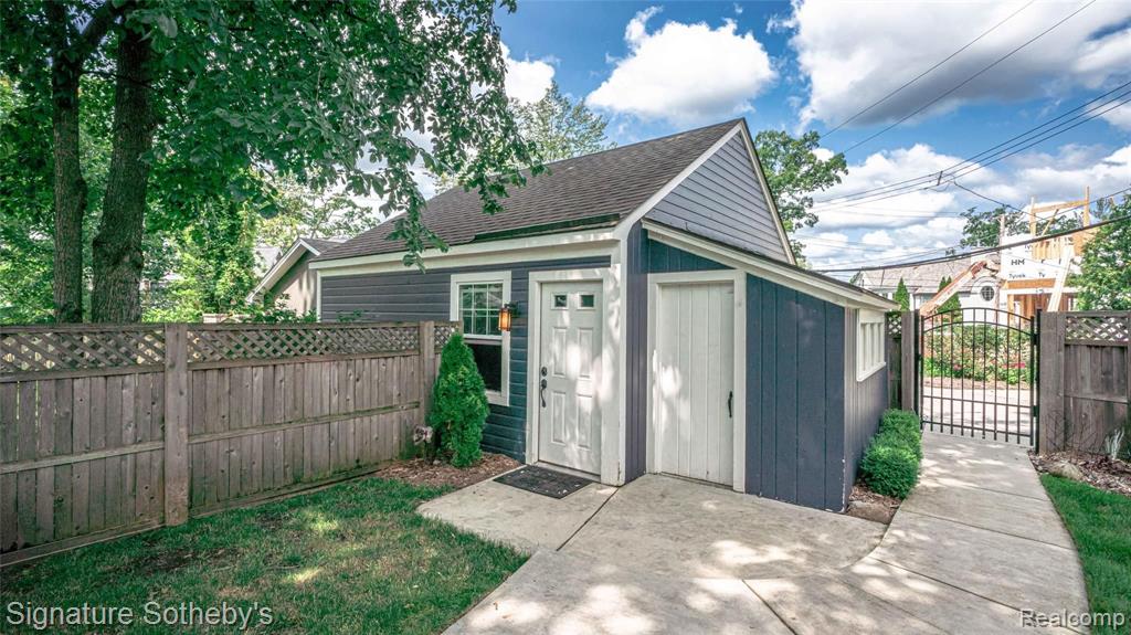 263 Ravine Road Birmingham, MI 48009 - Photo 74 of 79