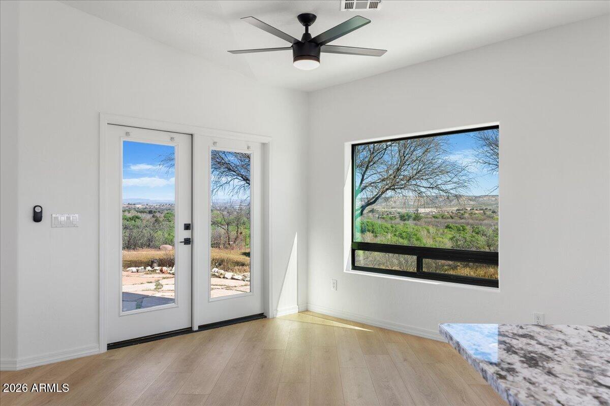 2840 South Salt Mine Road Camp Verde, AZ 86322 - Photo 14 of 43 14-Breakfast Nook