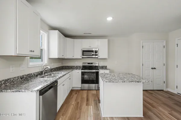 $319,706 | 30 East Emily Gardens Drive, Selma, NC 27576