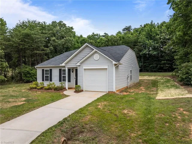 $269,999 | 169 Delia Run, Madison, NC 27025