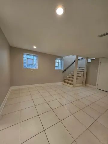 $2,750 | 901 North Francisco Avenue, Unit 1R, Chicago, IL 60622