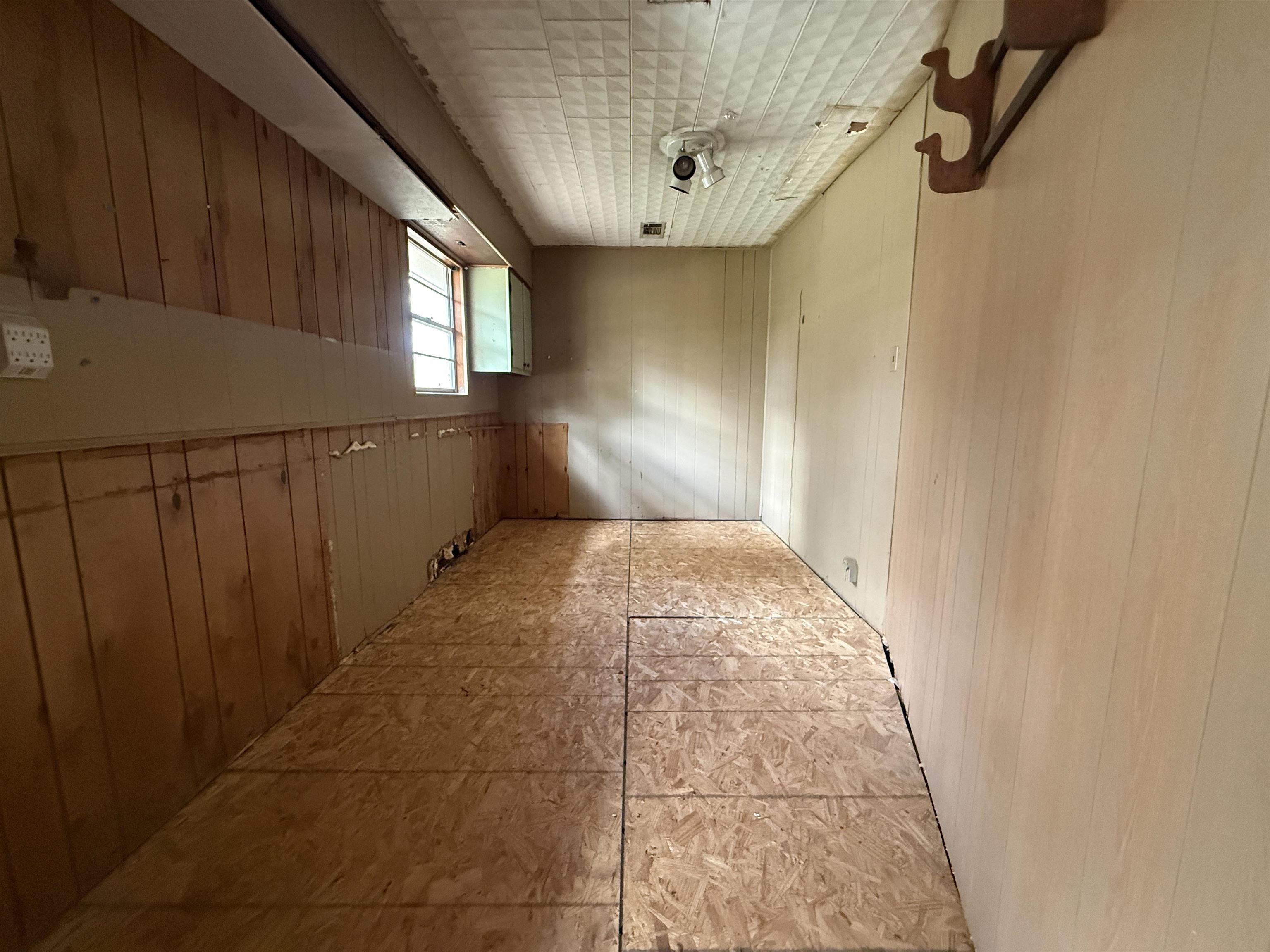 9283 Largent Road Hull, TX 77564 - Photo 10 of 22