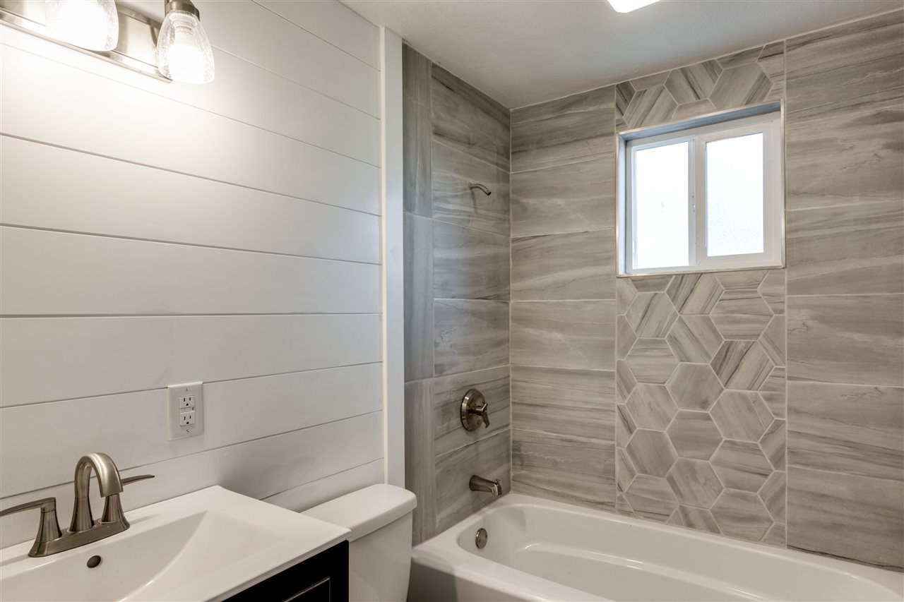 6204 North Stevens Street Spokane, WA 99205 - Photo 11 of 20