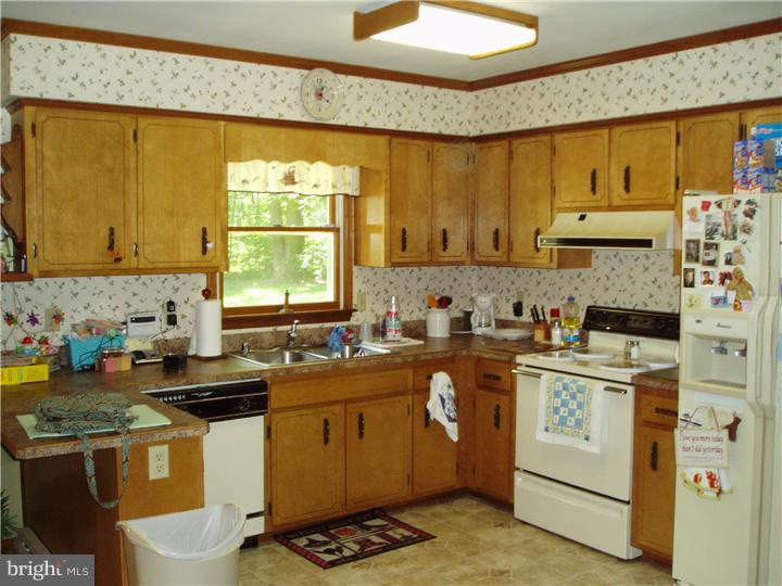 917 Dexter Corner Road Townsend, DE 19734 - Photo 12 of 16 Kitchen