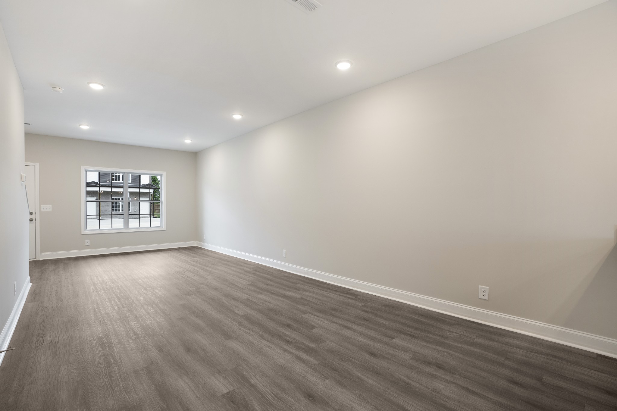 156 Excell Road, Unit 19 Clarksville, TN 37043 - Photo 6 of 26 Gallery Image 6