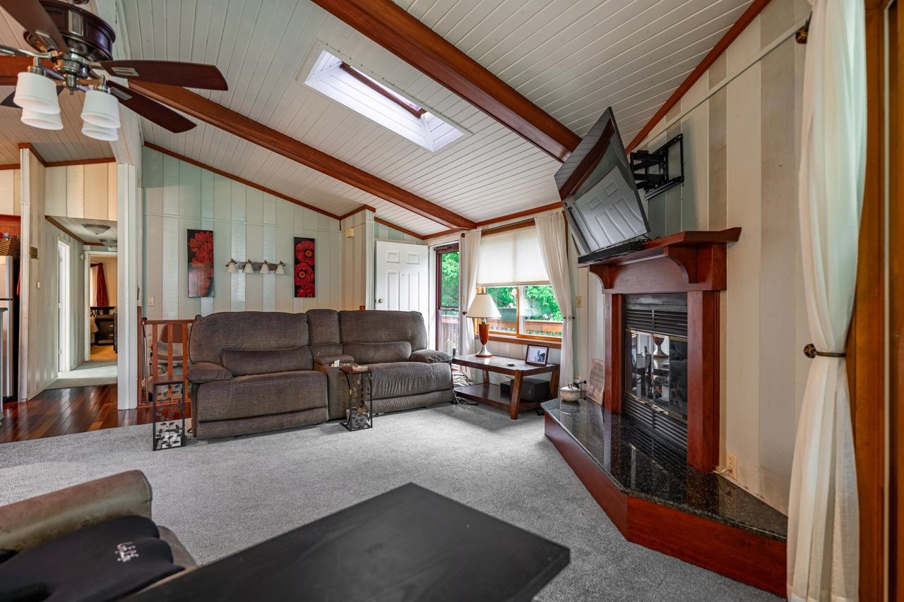 972 Breckenboro Road Lake Summerset, IL 61019 - Photo 4 of 40 Gallery Image 4