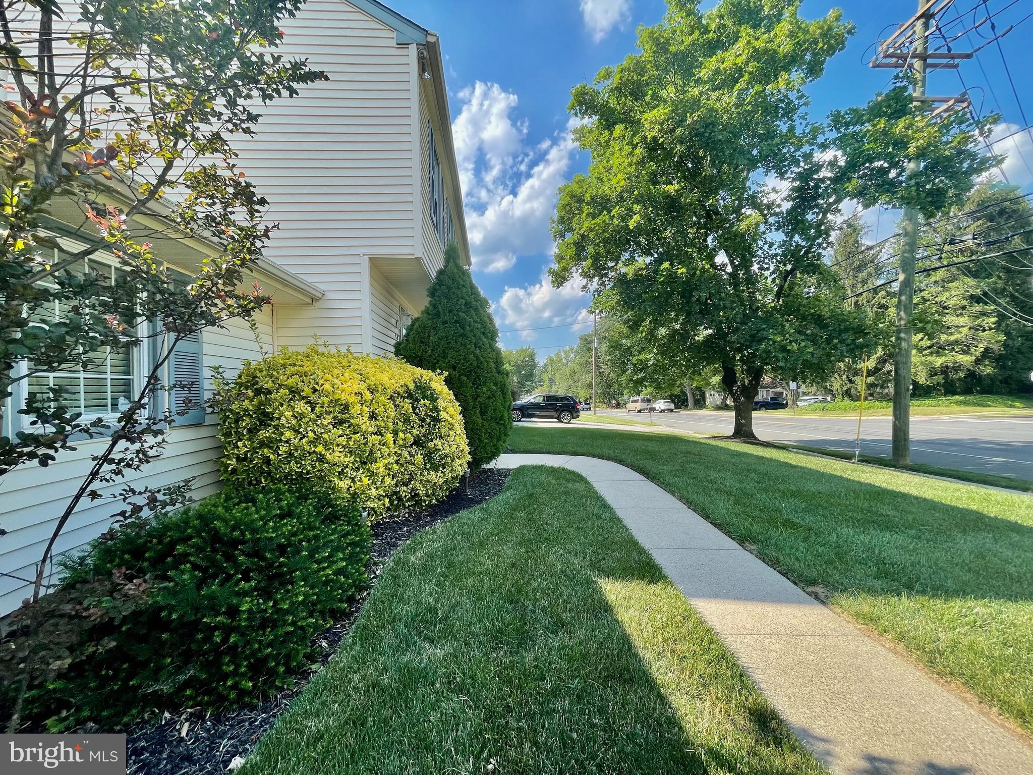 127 Haines Mill Road Delran, NJ 08075 - Photo 4 of 27