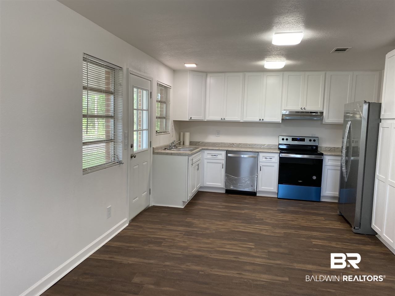 7101 North Pine Barren Road Century, FL 32535 - Photo 6 of 37