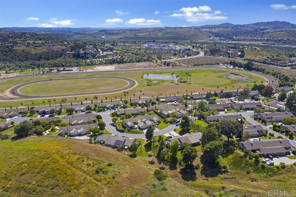 57 Via Larga Vista Bonsall, CA 92003 - Photo 2 of 25