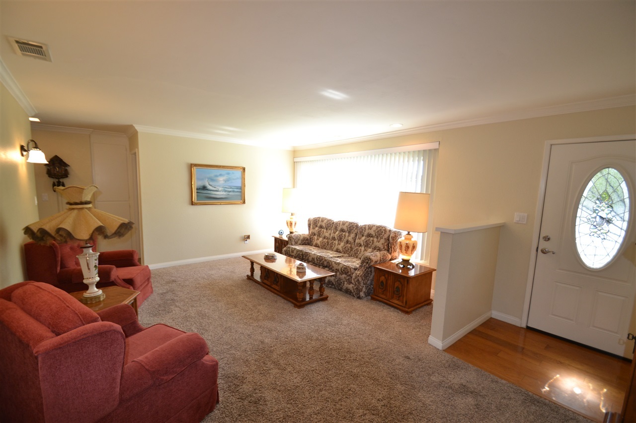 1253 Purdy Street Spring Valley, CA 91977 - Photo 9 of 20 Gallery Image 9