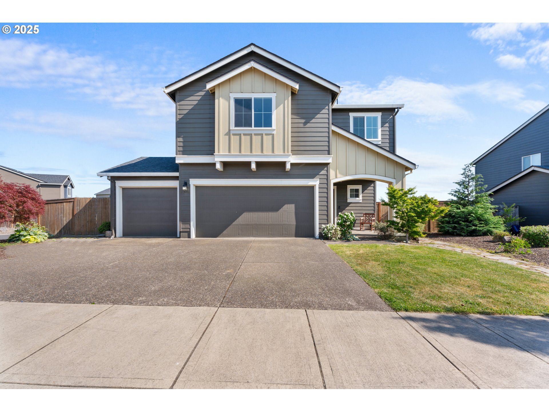 2760 South Red Tail Loop Ridgefield, WA 98642 - Photo 1 of 44