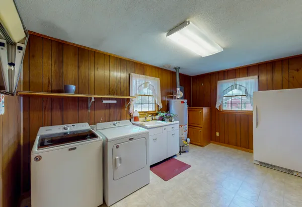 $299,900 | 313 Bryson Street, Athens, TN 37303