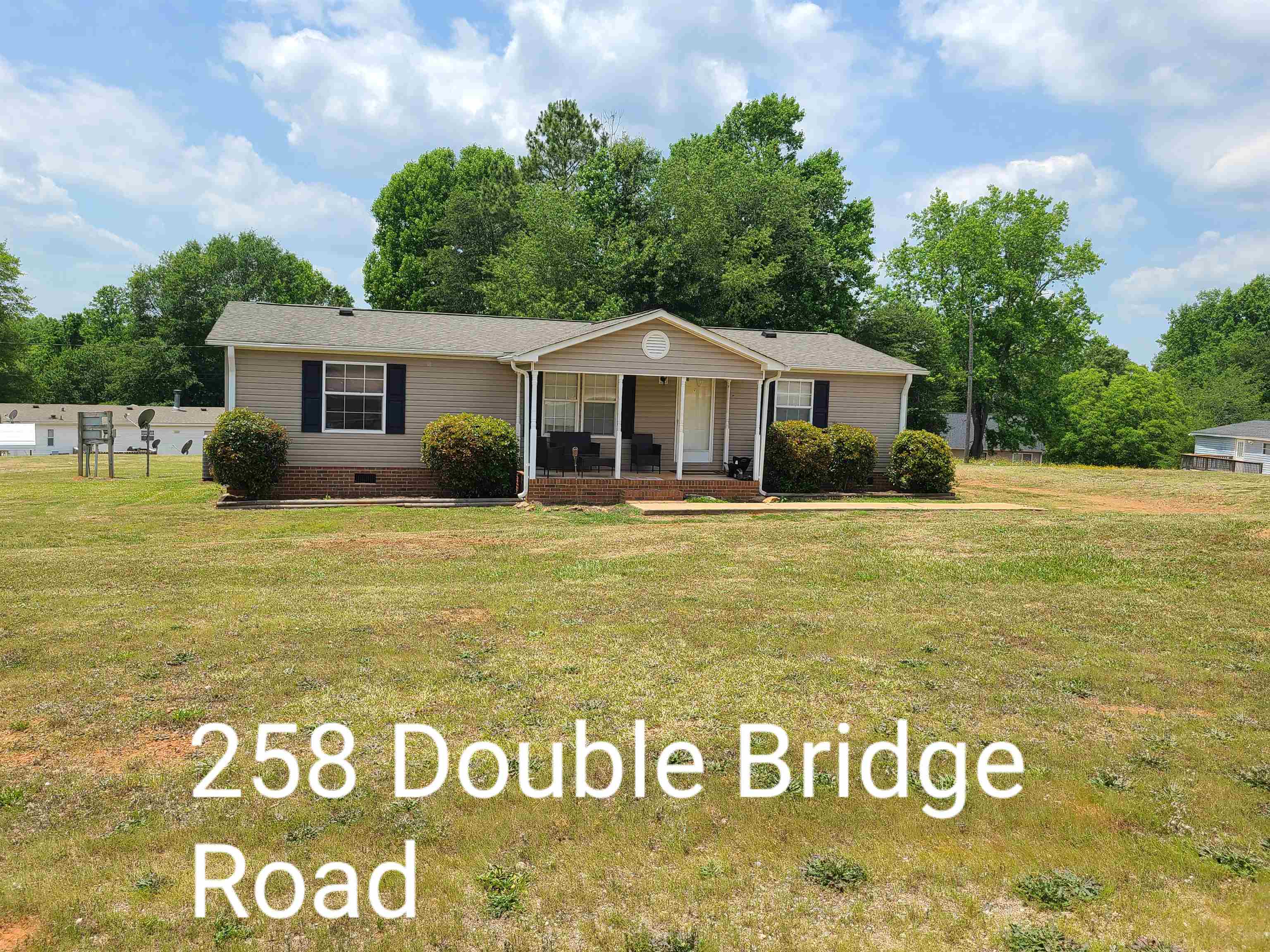 258 Double Bridge Road Boiling Springs, SC 29316 - Photo 1 of 1 Gallery Image 1