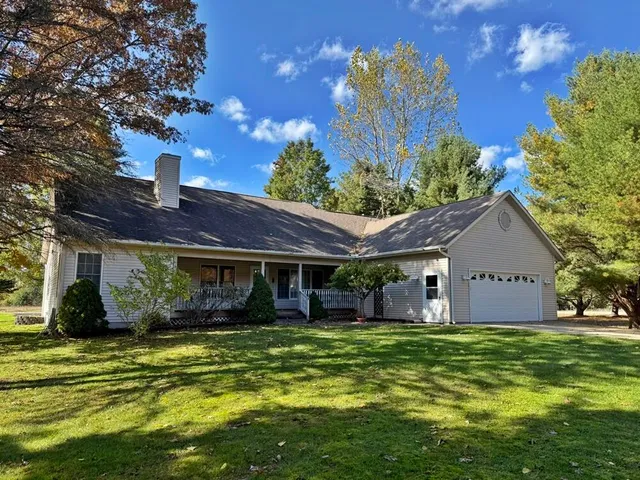 $359,900 | 7600 Ryans Run Road, Stanwood, MI 49346