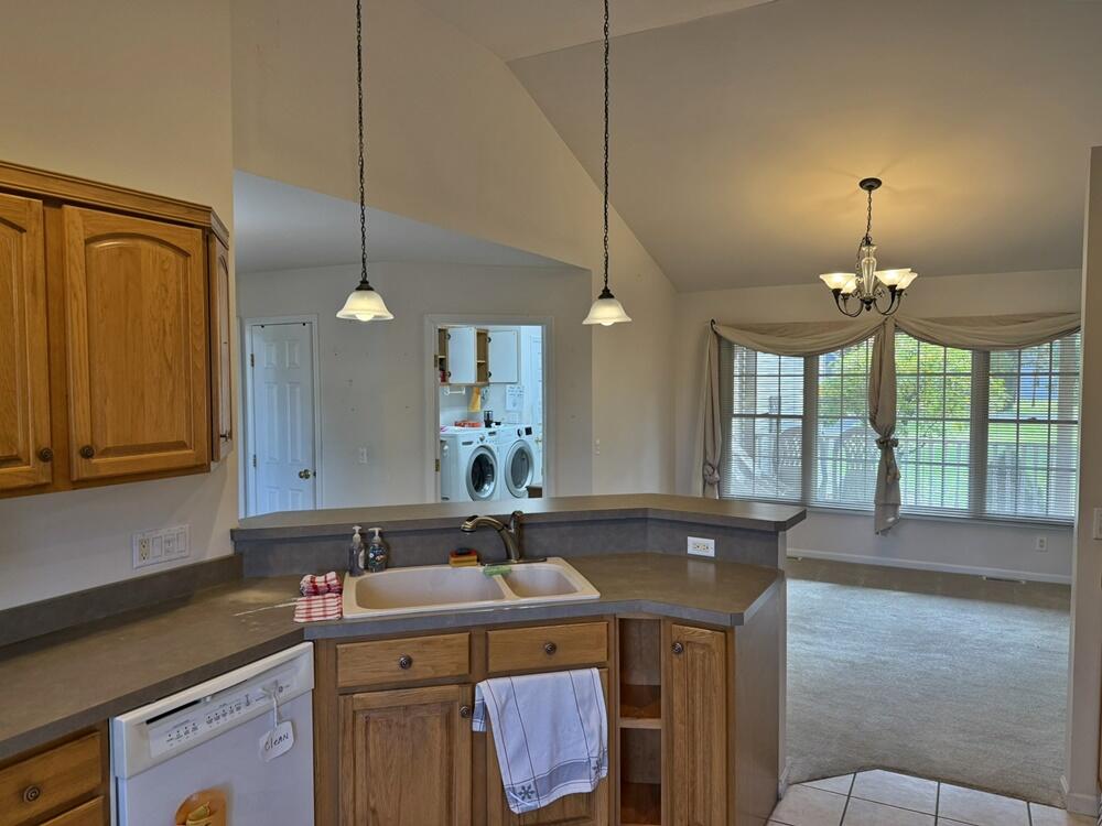 7600 Ryans Run Road Stanwood, MI 49346 - Photo 10 of 21 10. Kitchen & Dinin Area