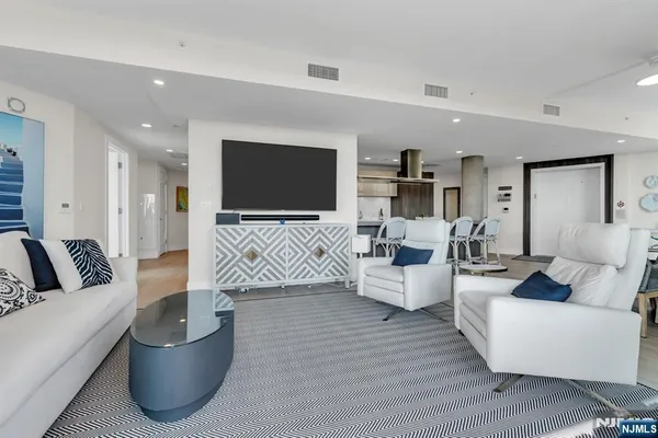 $2,499,000 | 350 Ocean Avenue, Unit 603, Long Branch, NJ 07740
