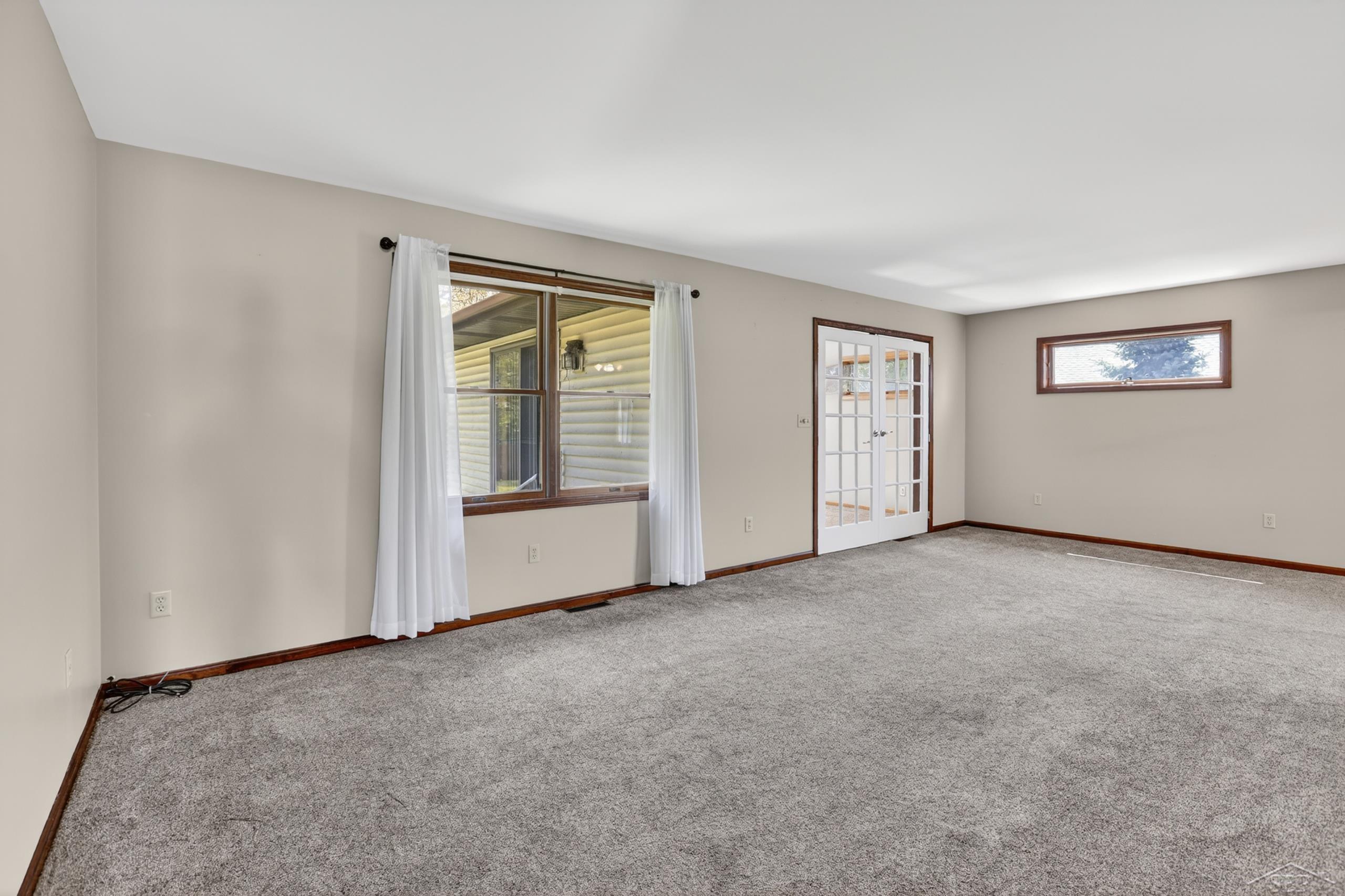 385 South Orr Road Hemlock, MI 48626 - Photo 15 of 33