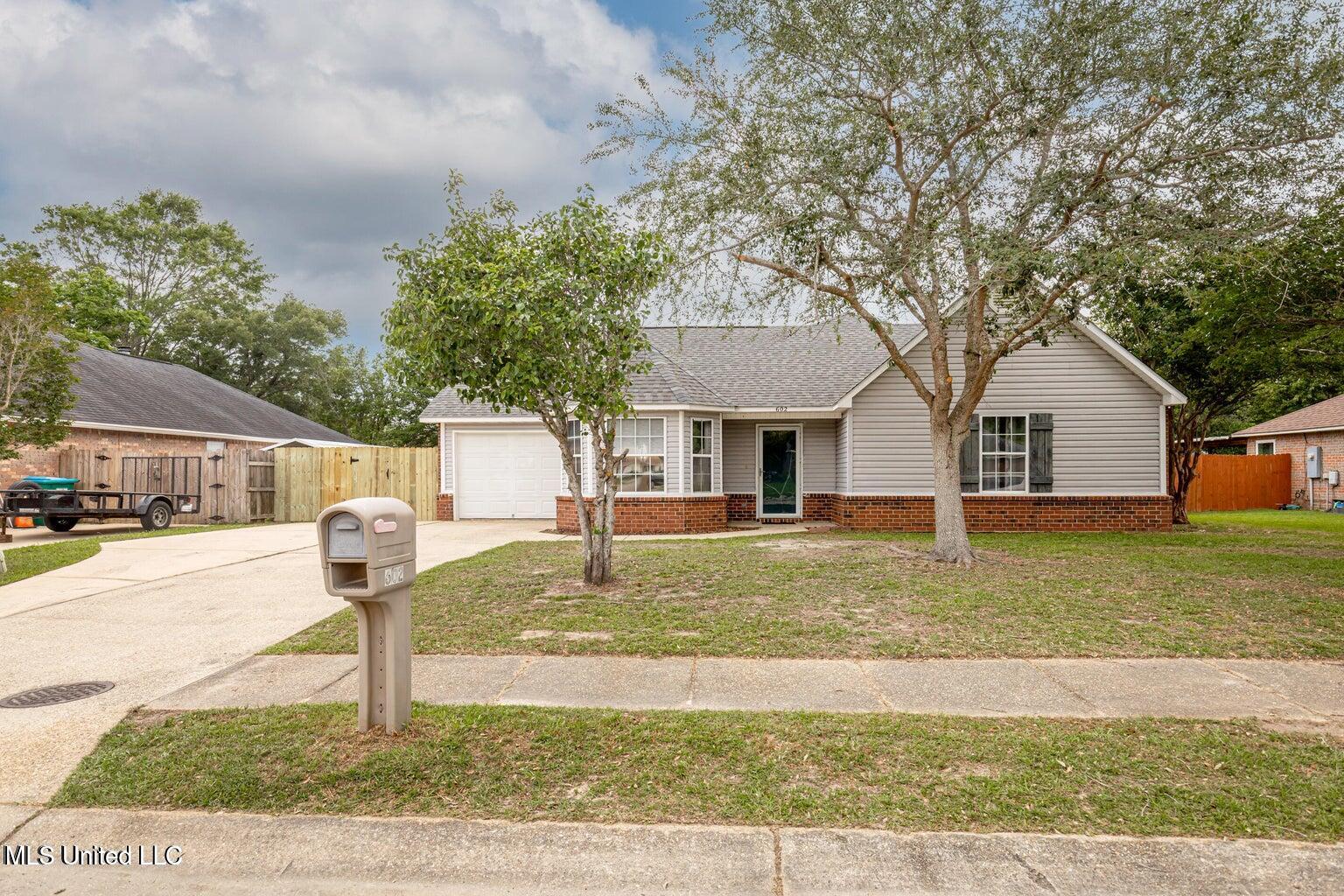 602 Ronda Lane Ocean Springs, MS 39564 - Photo 30 of 31 Front View