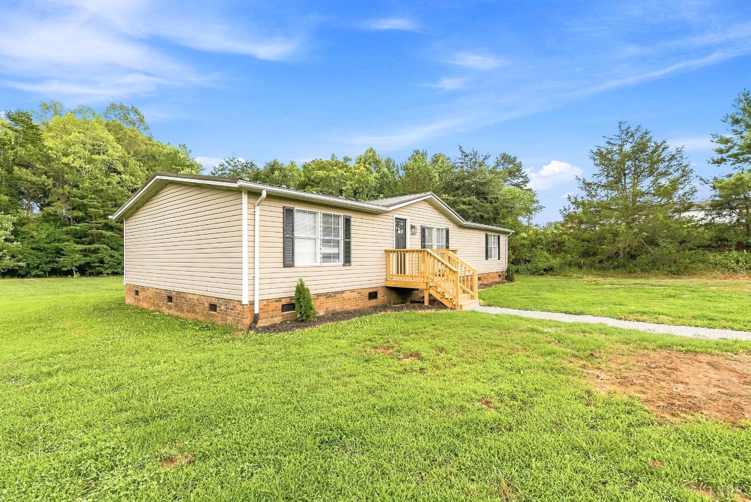 330 Meadows Farm Road Blairs, VA 24527 - Photo 31 of 39