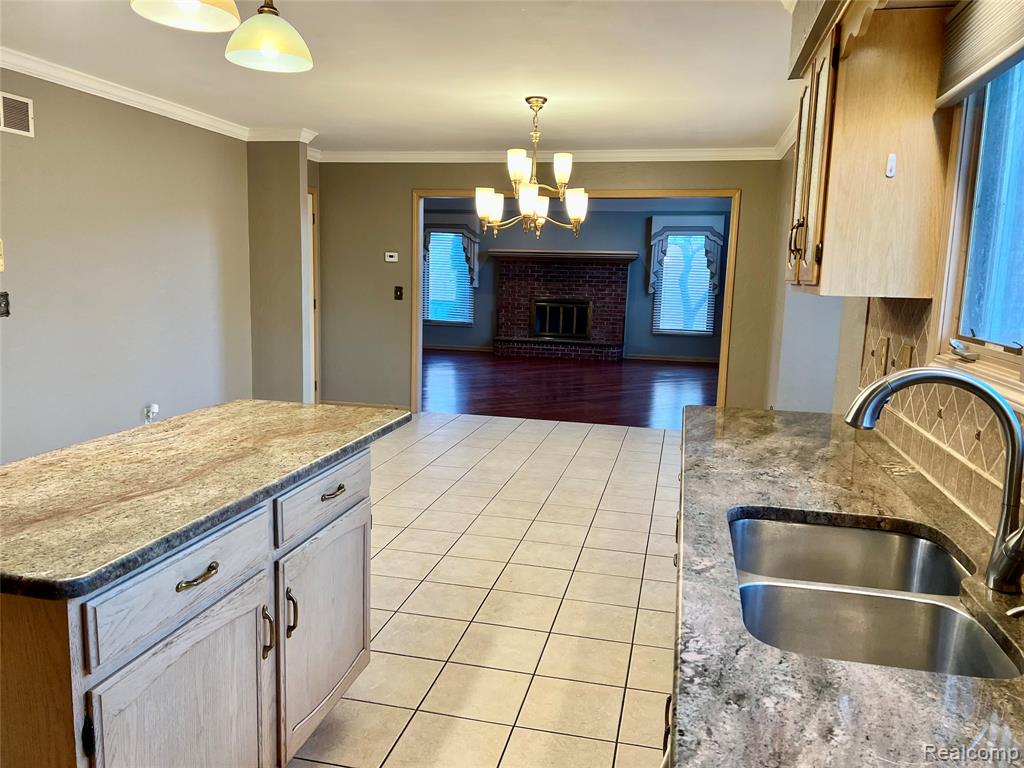 3263 Primrose Drive Rochester, MI 48307 - Photo 11 of 33