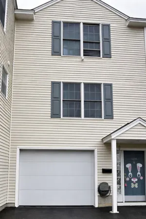 $350,000 | 604 Silver Street, Manchester, NH 03103