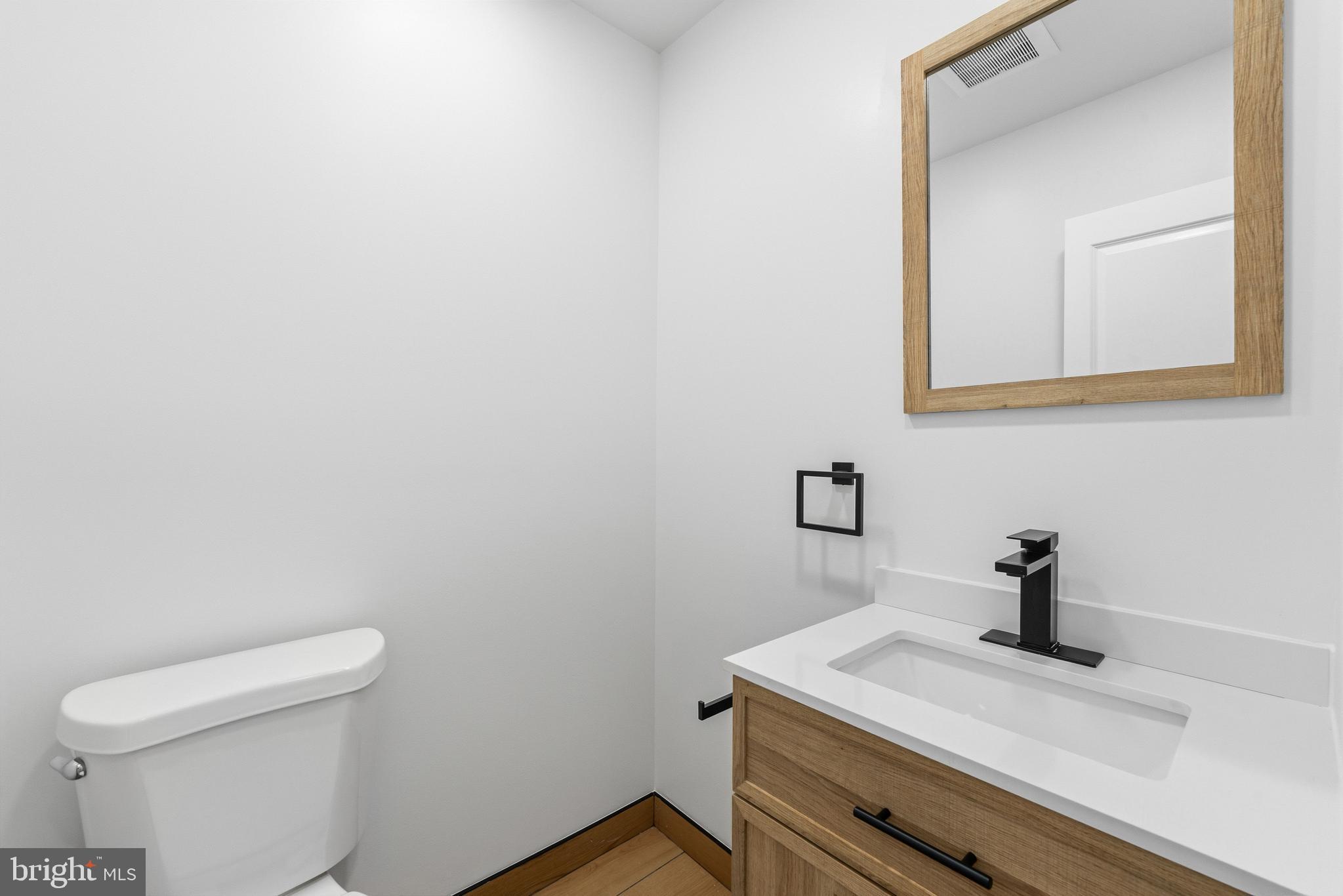 11110 Ridgeway Street Philadelphia, PA 19116 - Photo 18 of 40 Gallery Image 18