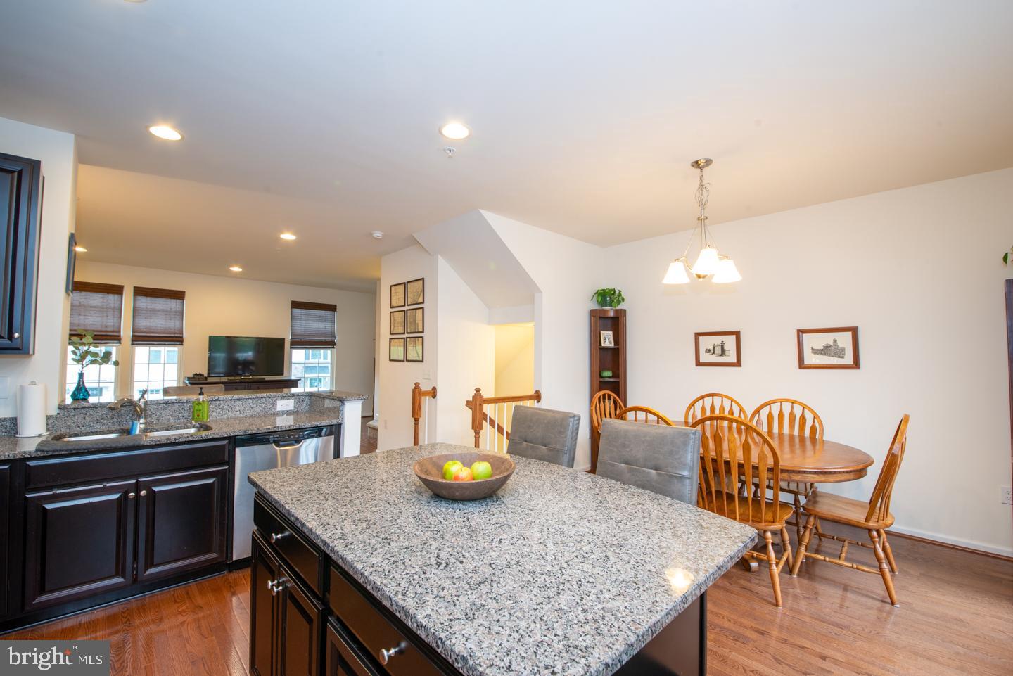 102 Old Cedarbrook Road Wyncote, PA 19095 - Photo 6 of 43 Gallery Image 6