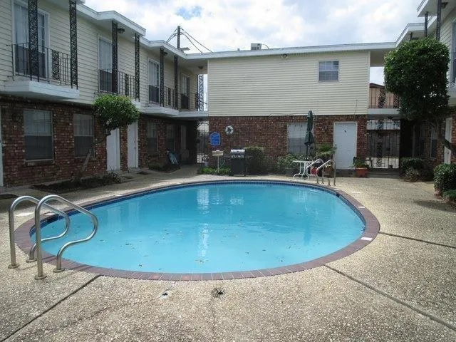 $1,050 | 3900 Hessmer Avenue, Unit 17, Metairie, LA 70002