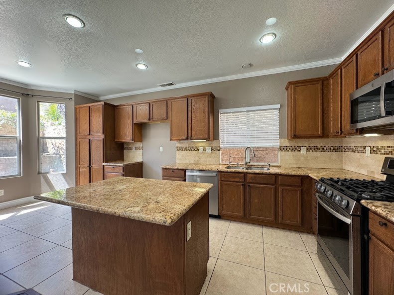 541 Cardinal Street Brea, CA 92823 - Photo 11 of 29